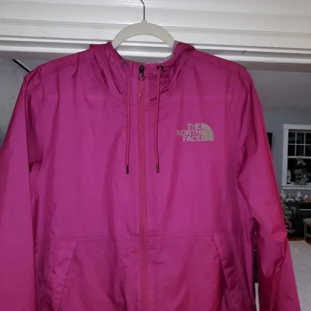 The North Face Men's WindbreakerLandscape Rain Jacket in Wild Aster Purp…
